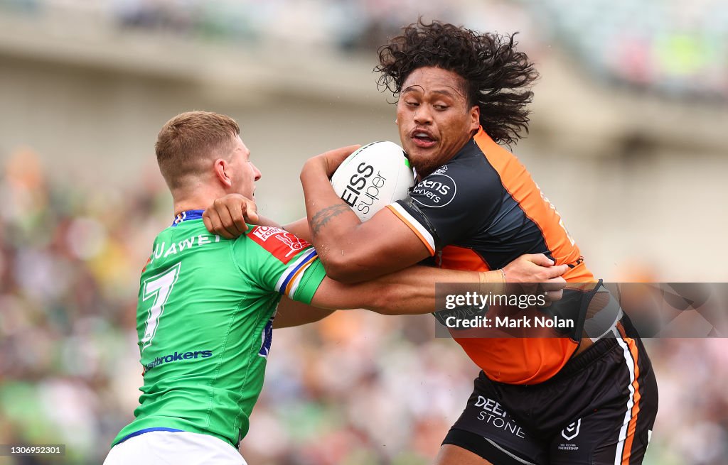NRL Rd 1 - Raiders v Wests Tigers