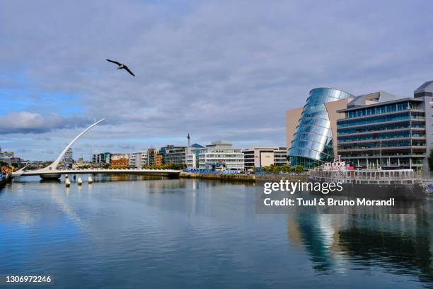 republic of ireland; dublin, the dock, the samuel beckett bridge - dublin republic of ireland stock pictures, royalty-free photos & images