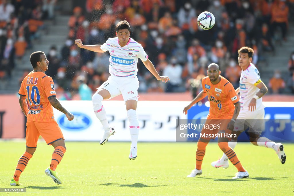 Shimizu S-Pulse v Sagan Tosu - J.League Meiji Yasuda J1