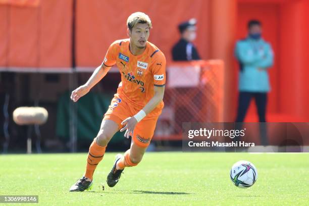 Yugo Tatsuta of Shimizu S-Pulse in action after the J.League Meiji Yasuda J1 match between Shimizu S-Pulse and Sagan Tosu at the IAI Stadium...