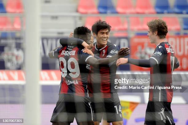 Musa Barrow of Bologna FC celebrates after scoring the opening goal during the Serie A match between Bologna FC and UC Sampdoria at Stadio Renato...