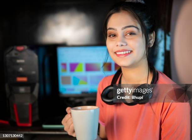 832 Hanged By The Neck Stock Photos, High-Res Pictures, and Images ...