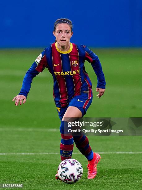 Aitana Bonmati of FC Barcelona with the ball during the Primera Division Femenina match between FC Barcelona and Valencia CD at Estadi Johan Cruyff...