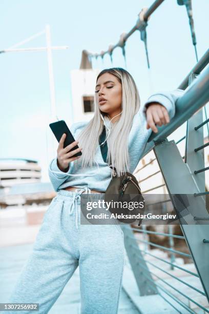 Stretch Rapper Grave 88 Stretch (Rapper) Stock Photos, High-Res Pictures, and Images - Getty ...