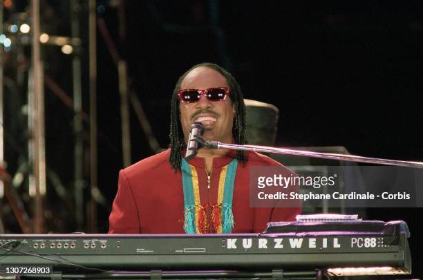 Stevie Wonder attends the World Music Awards ceremony on May 3, 1995 in Monaco, Monaco.