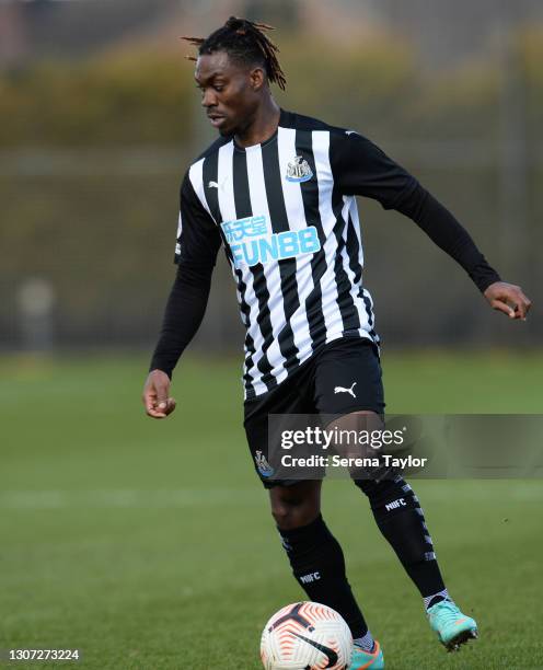 Christian Atsu of Newcastle United controls the ball during the Premier League 2 match between Leeds United and Newcastle United at Thorp Arch...