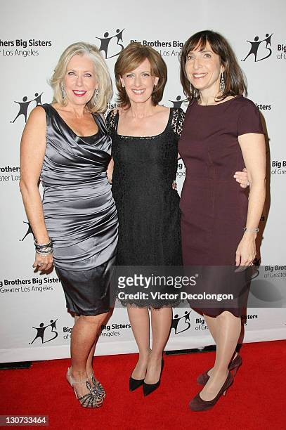 Legacy Award recipient Sandy Bilson, Co-Chair of Disney Media Networks and President of Disney/ABC Television Group Anne Sweeney and Sherry Lansing...