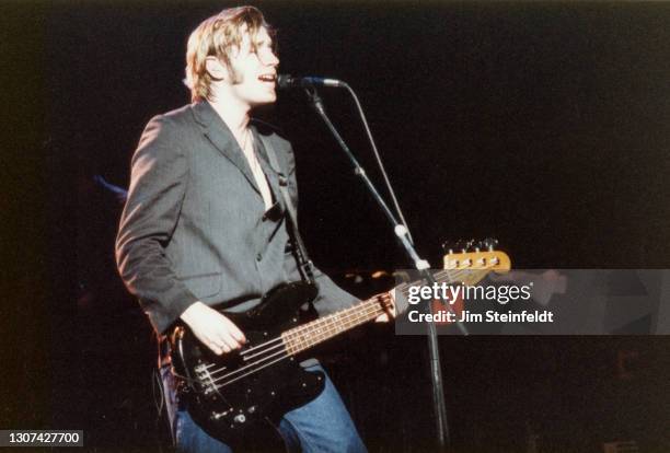 Alternative rock band Del Amitri performs at First Avenue nightclub in Minneapolis, Minnesota on April 18, 1995.