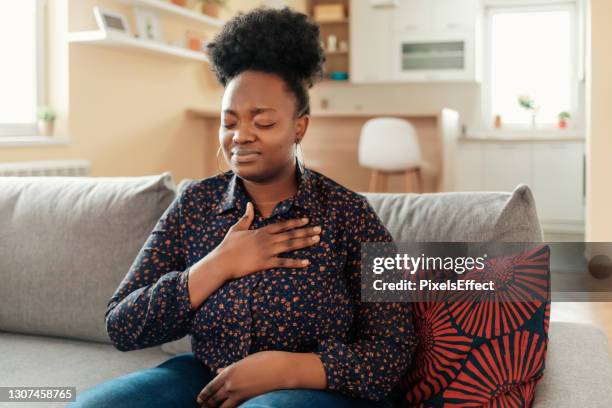 this does not feel normal - chest pain stock pictures, royalty-free photos & images
