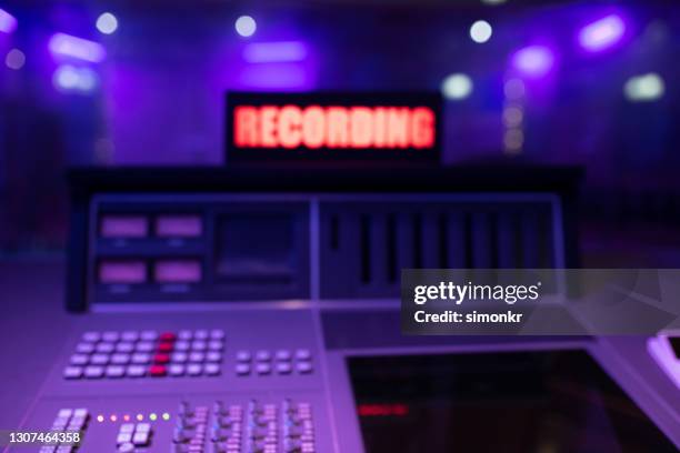 Videostudio Sign 1,795 Recording Studio Signs Stock Photos, High-Res Pictures, and ...