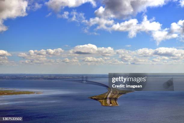 øresund bridge - região de oresund imagens e fotografias de stock