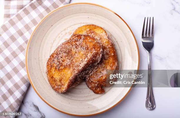 easter torrijas - pain perdu ストックフォトと画像