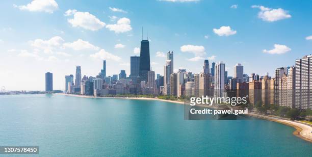 north shore drive chicago illinois usa aerial view - urban skyline stock pictures, royalty-free photos & images