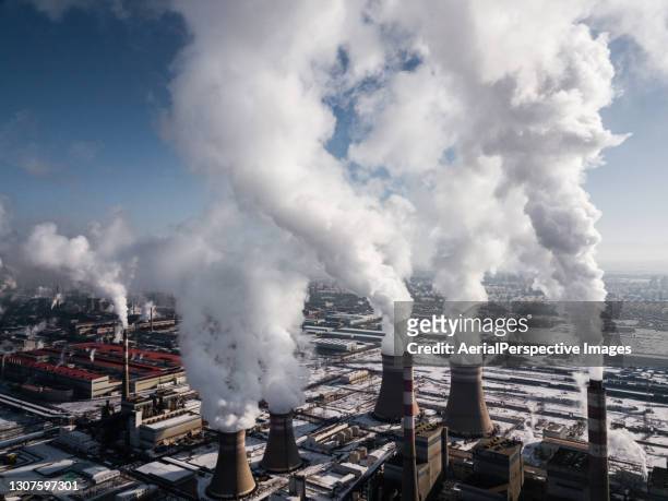 coal fired power station - coal fired power station stock pictures, royalty-free photos & images