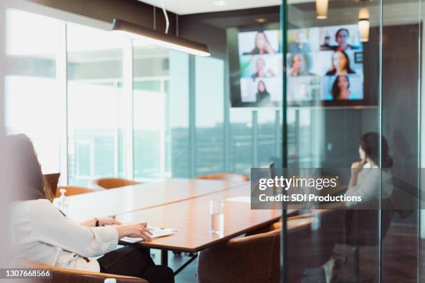 Social Distance Conference Setups Social Distance Meeting Room Photos and Premium High Res Pictures ...