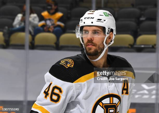 David Krejci of the Boston Bruins skates against the Pittsburgh Penguins at PPG PAINTS Arena on March 16, 2021 in Pittsburgh, Pennsylvania.