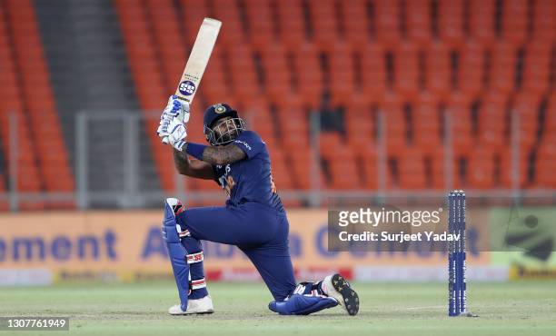 909 Suryakumar Yadav Photos and Premium High Res Pictures - Getty Images