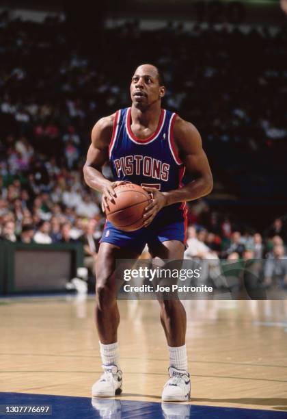 Vinnie Johnson, Shooting Guard and Point Guard for the Detroit Pistons during the NBA Midwest Division basketball game against the Dallas Mavericks...