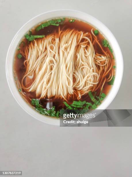 spring noodles with silver thread - dining overlooking water stock pictures, royalty-free photos & images