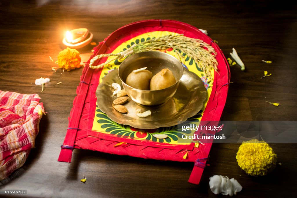 Süßer Rosh Bhoa Pitha
