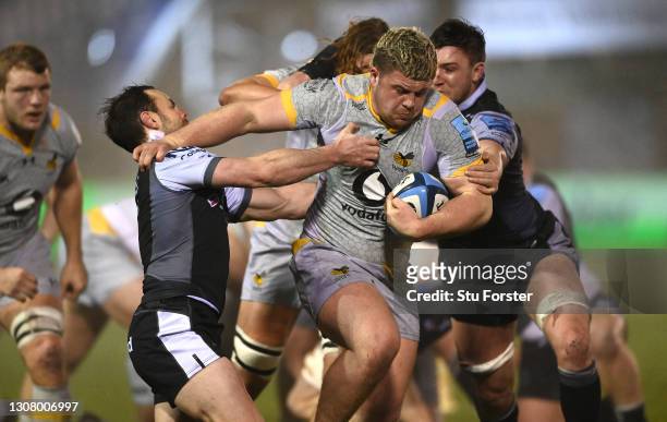 Wasps forward Alfie Barbeary on the charge during the Gallagher Premiership Rugby match between Newcastle Falcons and Wasps at Kingston Park on March...