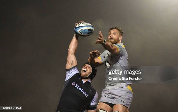 Wasps player Brad Shields is beaten to a lineout ball by Falcons player Will Welch during the Gallagher Premiership Rugby match between Newcastle...