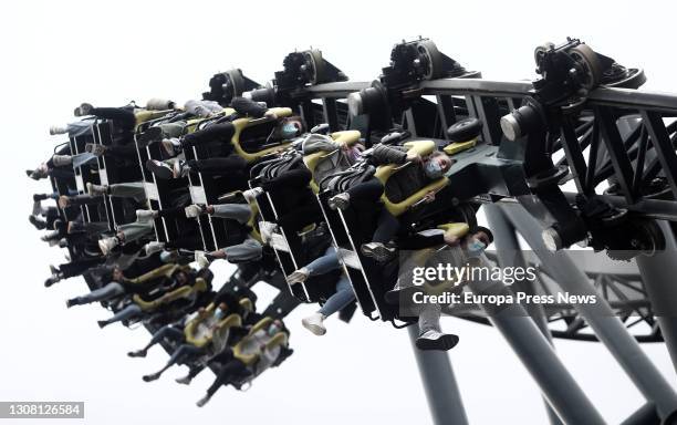 Tornado (Parque De Atracciones De Madrid) Photos and Premium High Res