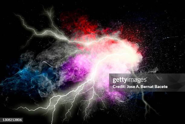 explosion with shock wave and short-circuit electric rays on a black background. - 電気ショック ストックフォトと画像