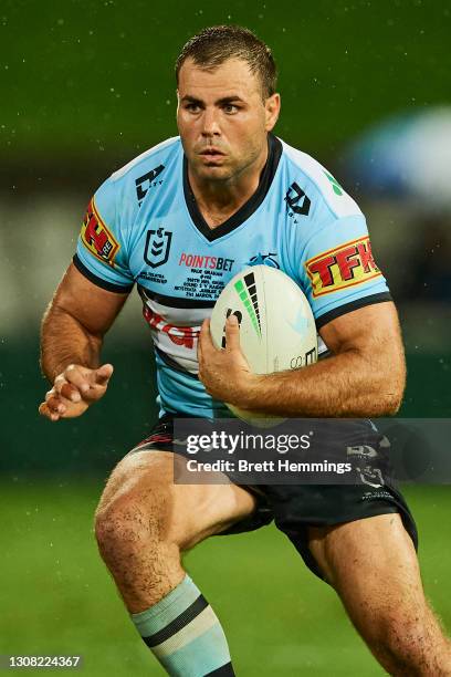 Wade Graham of the Sharks runs the ball during the round two NRL match between the Cronulla Sharks and the Canberra Raiders at Netstrata Jubilee...