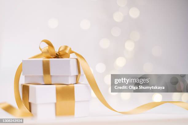 Present Stack Gold 615 Gold Present Stack Stock Photos, High-Res Pictures, and Images ...