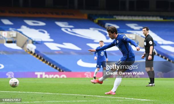 Ben Chilwell of Chelsea shoots which is deflected by Oliver Norwood of Sheffield United to score Chelsea's first goal during the Emirates FA Cup...