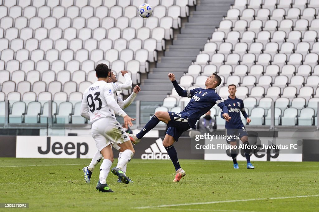 Juventus v Benevento Calcio - Serie A