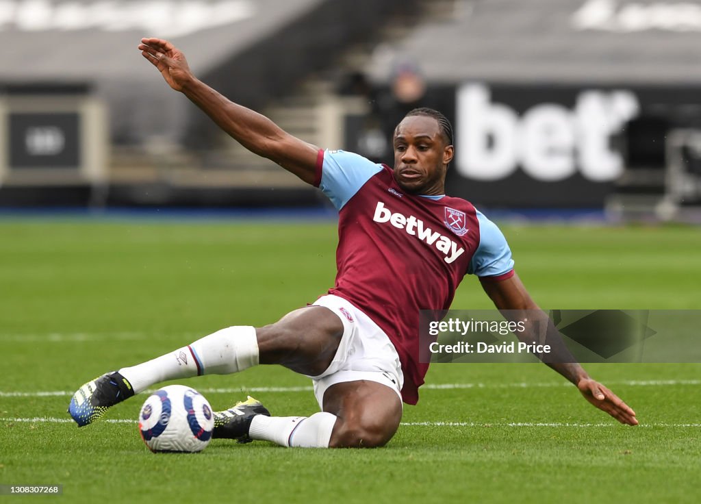 West Ham United v Arsenal - Premier League