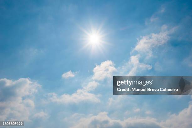 sunny day - nur himmel stock-fotos und bilder