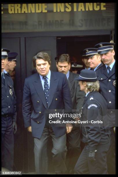 Bernard Tapie à la sortie du tribunal des grande instance de Valenciennes.