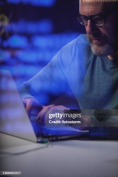 Older Computer Programmer 8,245 Older Computer Programmer Stock Photos, High-Res Pictures, and ...