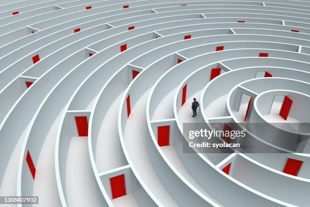 too many options in a huge maze - risk stock pictures, royalty-free photos & images