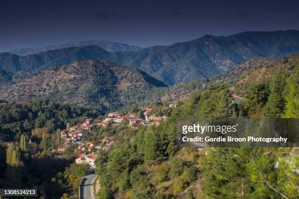 a mountain village in cyprus. - paphos stockfoto's en -beelden