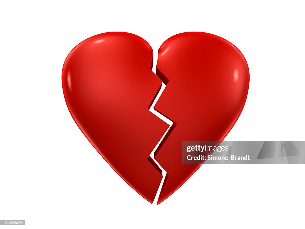 Broken Heart 3d Illustration High-Res Vector Graphic - Getty Images