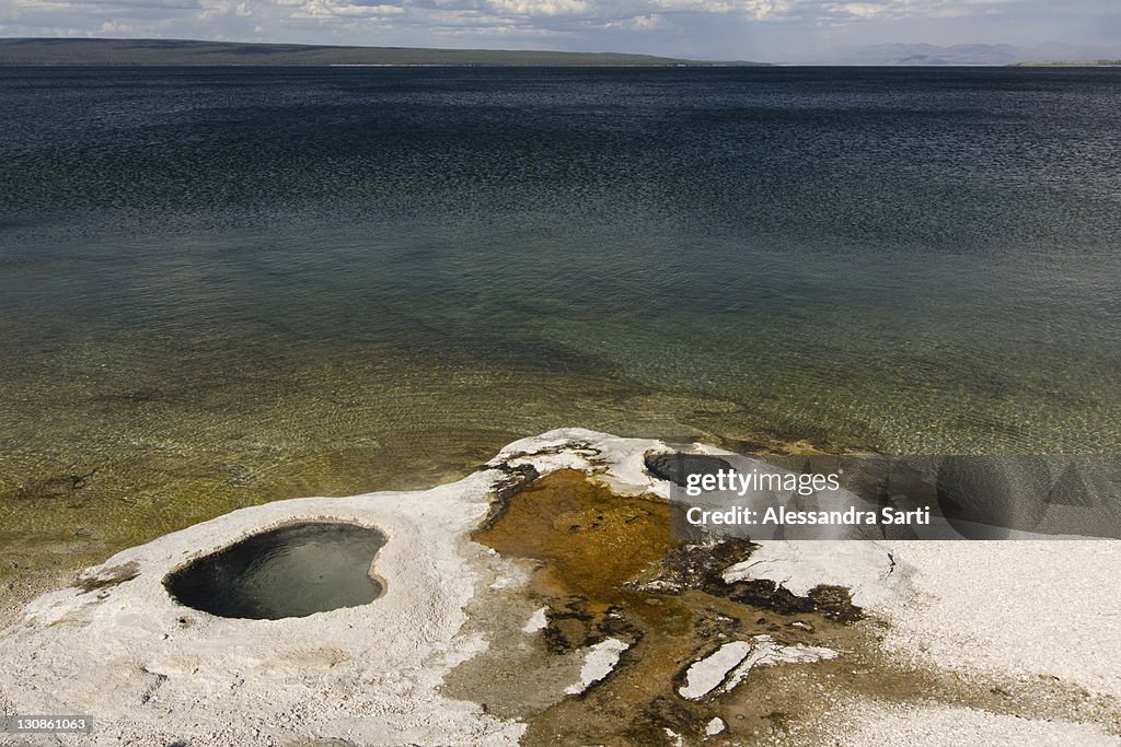 Lakeshore Geyser, Yellowstone Lake, West Thumb Geyser Basin, Yellowstone National Park, Wyoming, USA