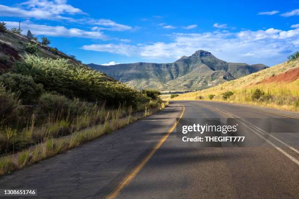 golden gate highlands national park - drakensberg mountain range stock pictures, royalty-free photos & images