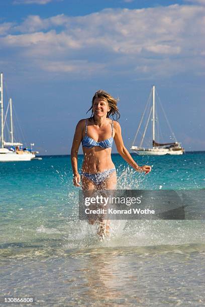 woman, 35 years old, at cala brandinchi beach, mediterranean, east coast, sardinia, italy, europe - 30 39 years imagens e fotografias de stock