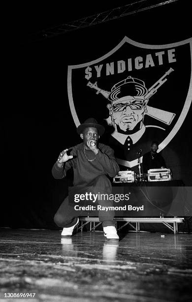 Hens Rapper 70 Rappers Hen Gee Stock Photos, High-Res Pictures, and Images - Getty ...