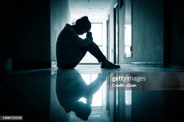 loneliness teenage girls - frustration concept stock pictures, royalty-free photos & images