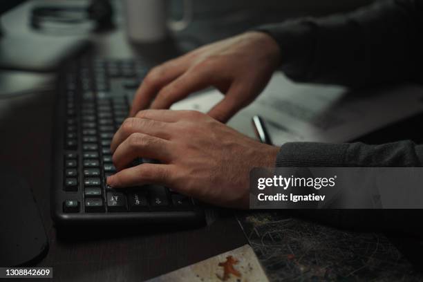 Fbi Typing At Computer Fbi Team Photos and Premium High Res Pictures - Getty Images