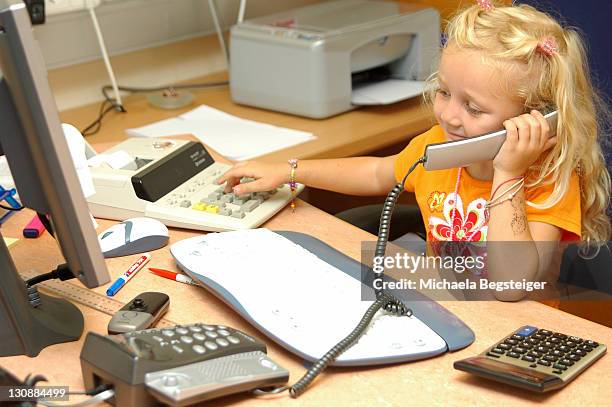 little girl working in office - junior girl models stock pictures, royalty-free photos & images