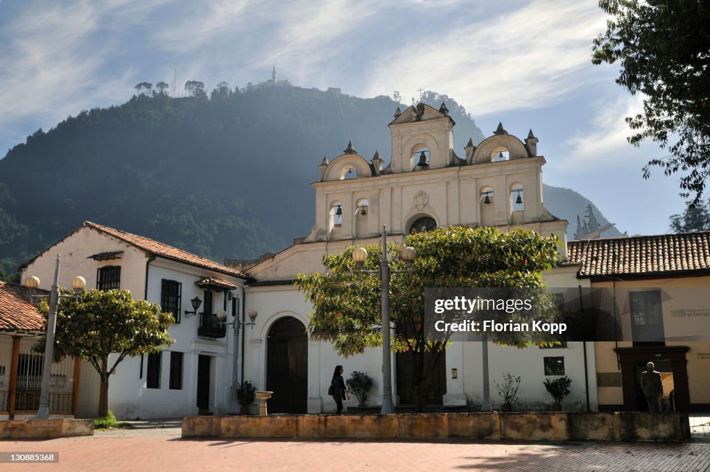 Kirche Nuestra Senora De Las Aguas And Monserrate Mountain Bogota Kirche Nuestra Senora De Las Aguas And Monserrate Mountain Bogota