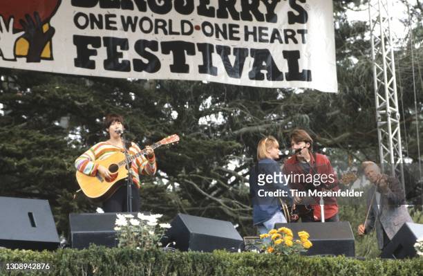 Michelle Shocked performs with guests Alison Krauss and Vassar Clements during the One Heart, One World Festival at the Polo Fields in Golden Gate...