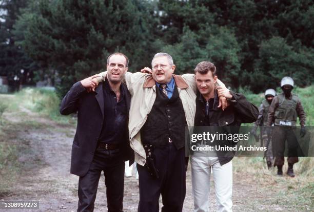 Frau Opfer Photos and Premium High Res Pictures Getty Images