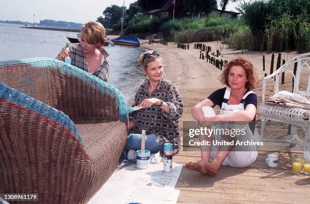 Eva , Claudia und Britta Regie: Martin Gies / Käthe Kratz aka. 9. Oh mein Papa / Überschrift: DREI MIT HERZ / BRD 1997, Deutschland.